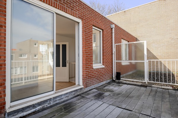 Medium property photo - Houtzagerssingel 120, 2512 XJ Den Haag